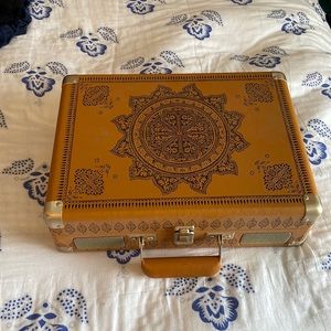 Brief Case Record Player